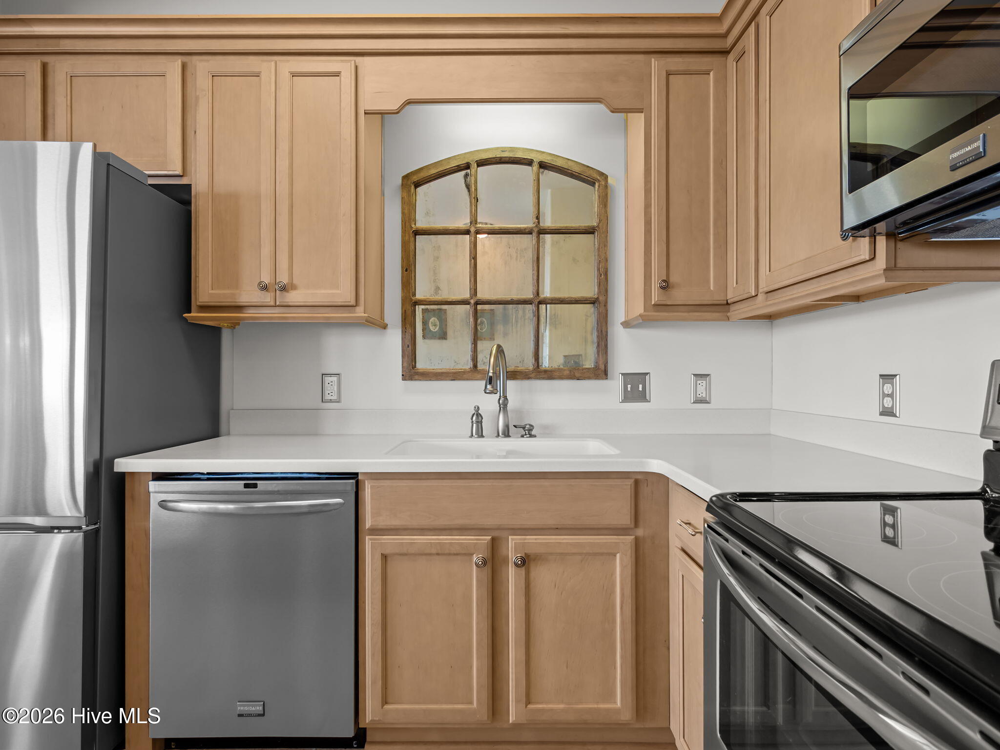 100552936 | Photo 22