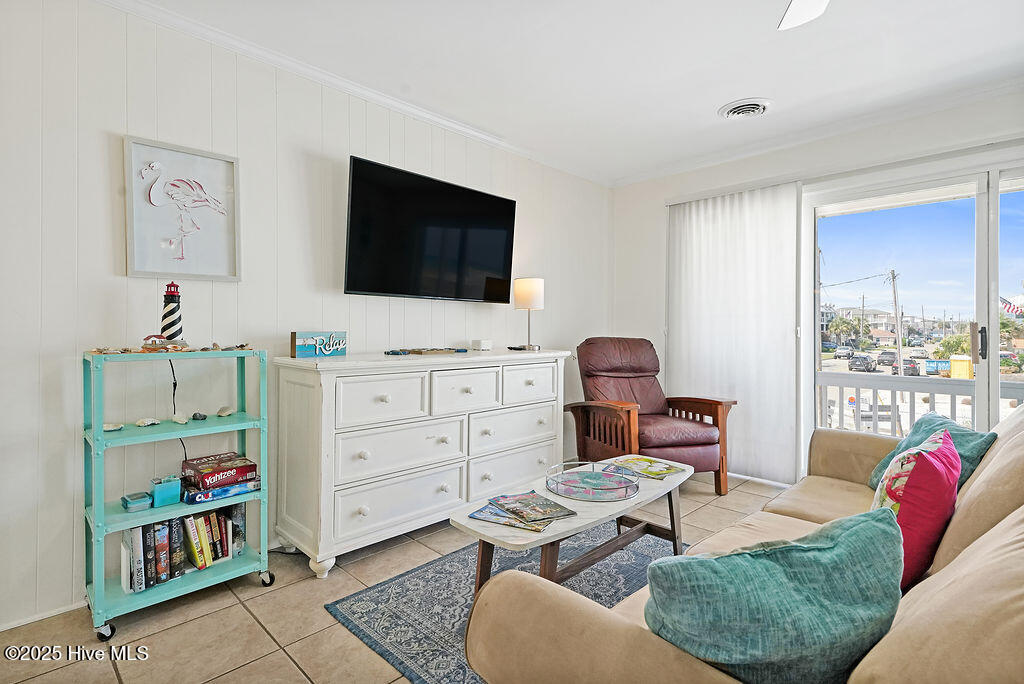 100544569 | Photo 21