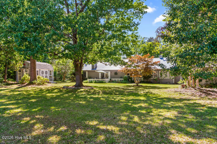 519 Country Club Drive W,Arapahoe