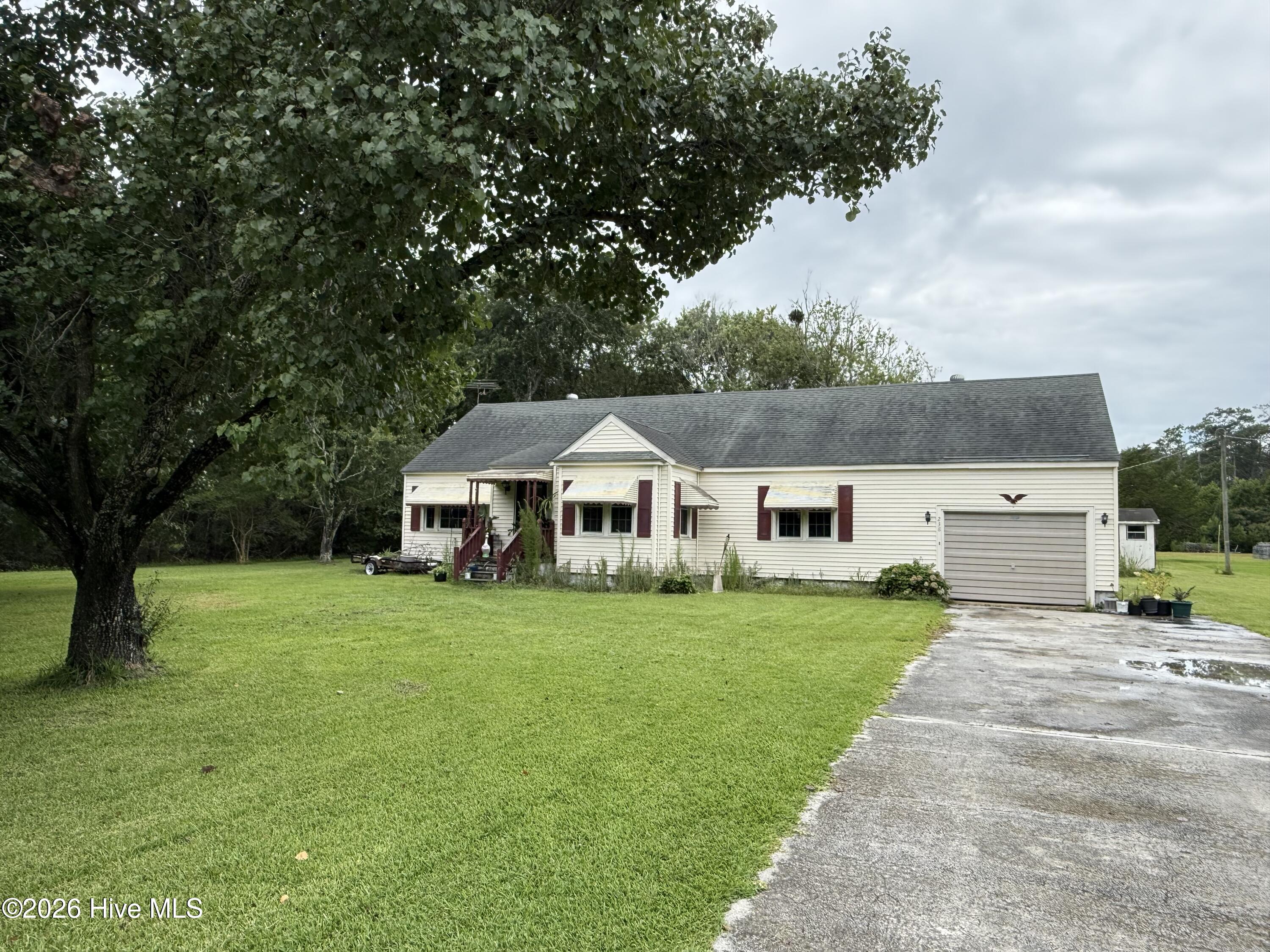238 Old Nassau Road,Williston