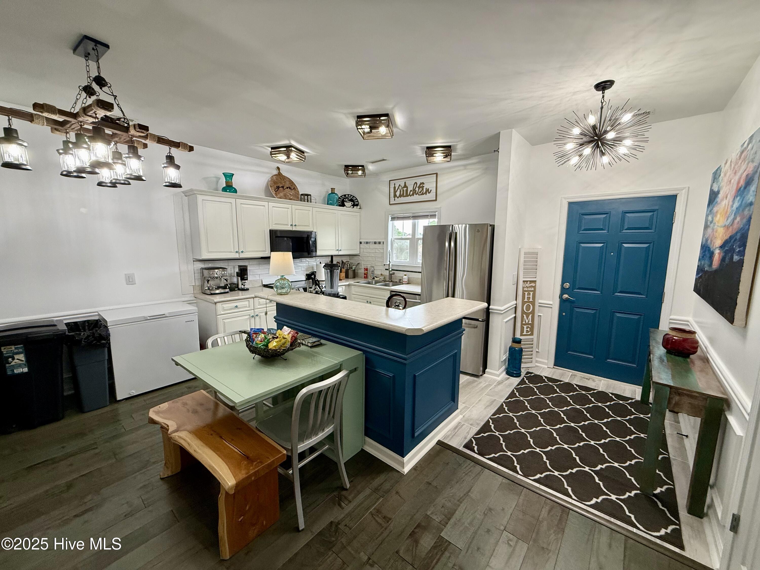 100531236 | Photo 29