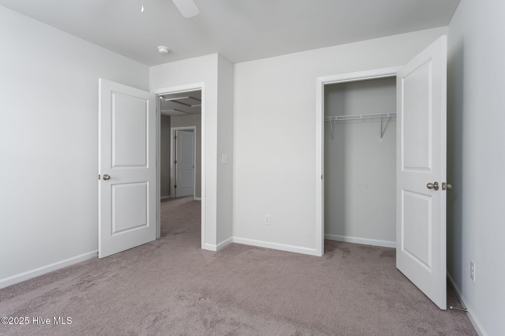 100523814 | Photo 18