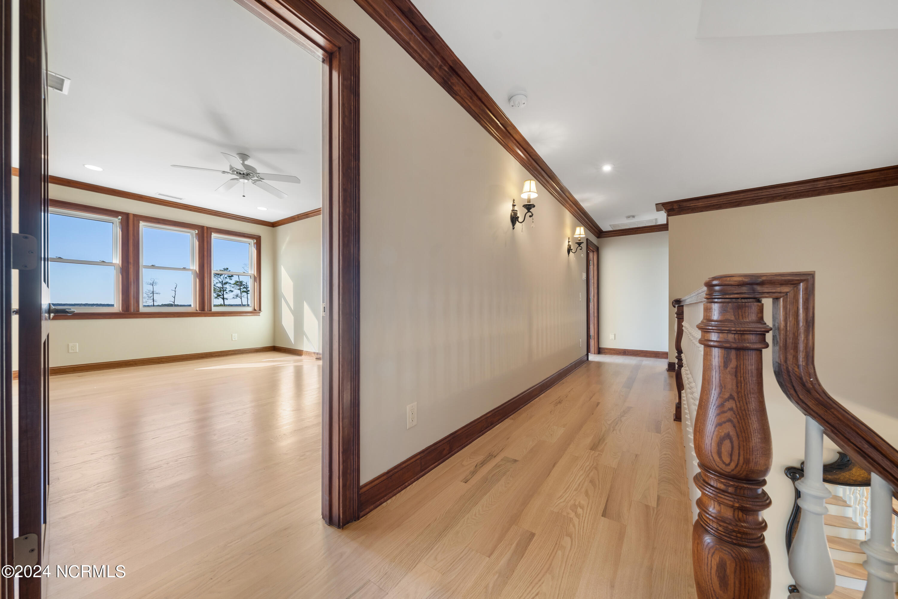 100511471 | Photo 59