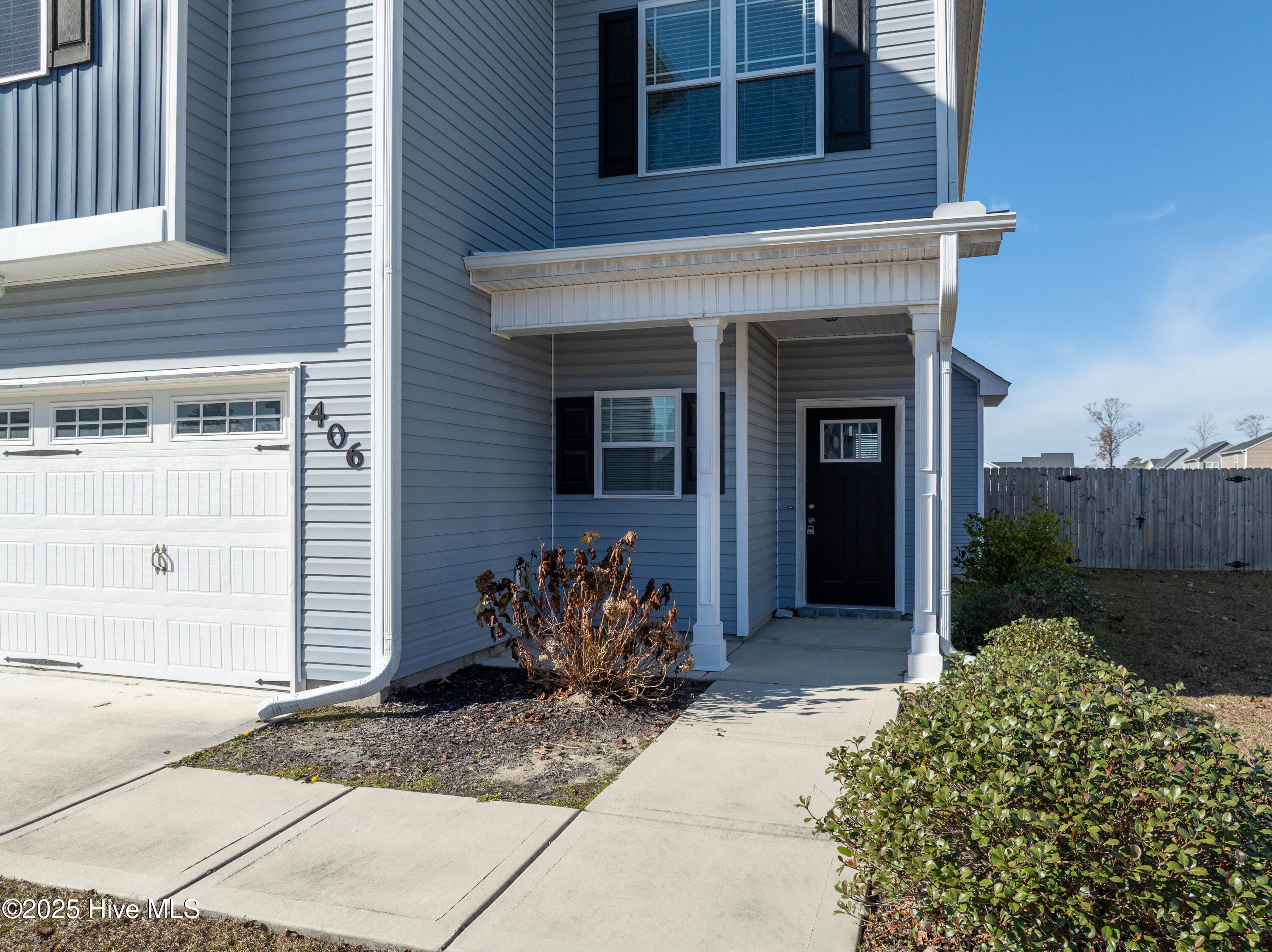 100545262 | Photo 47