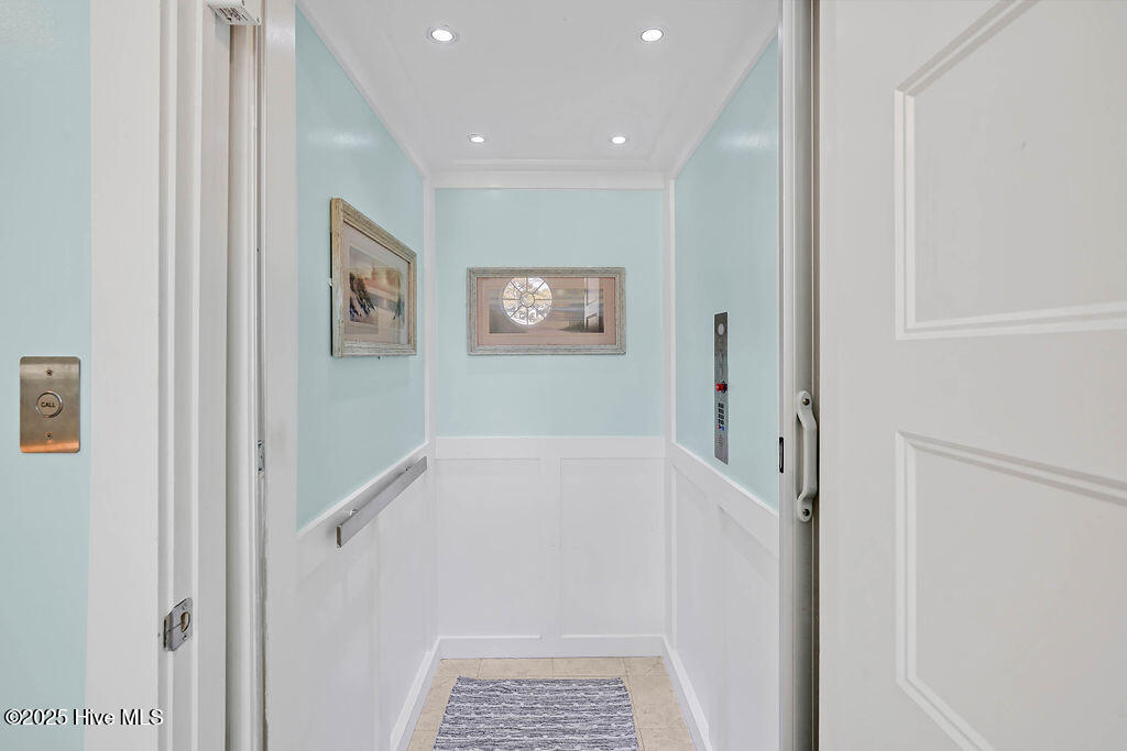 100516737 | Photo 10