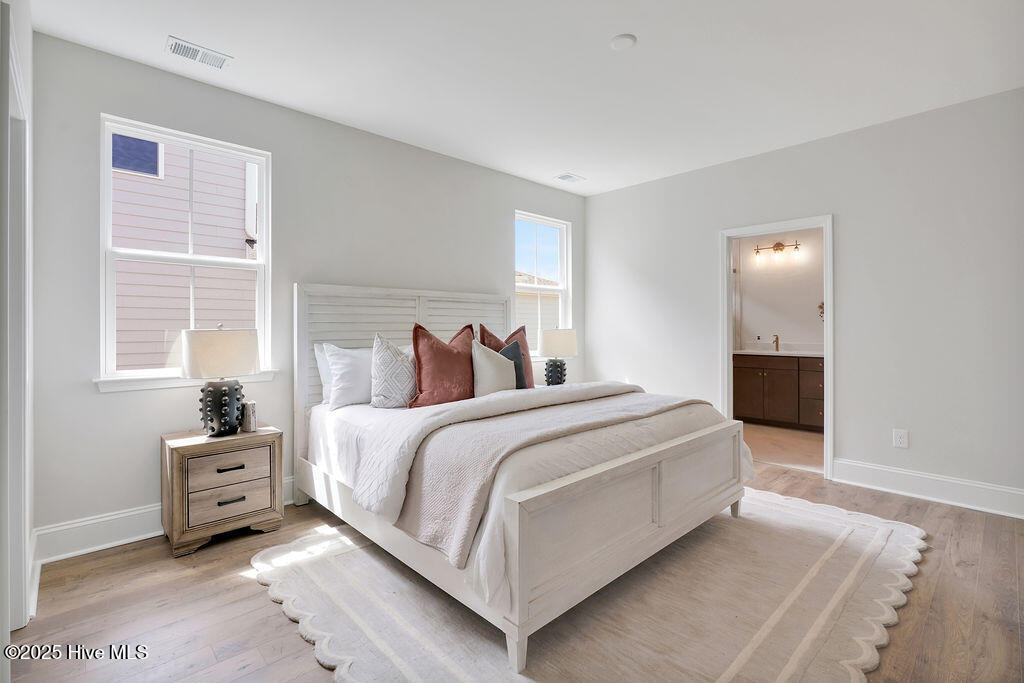 100545811 | Photo 37