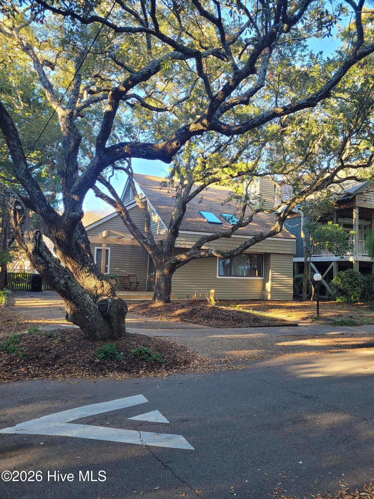 Homes for sale in Wrightsville Beach, NC | 104 Live Oak Dr, Wrightsville Beach, NC 28480 | MLS# 100549225