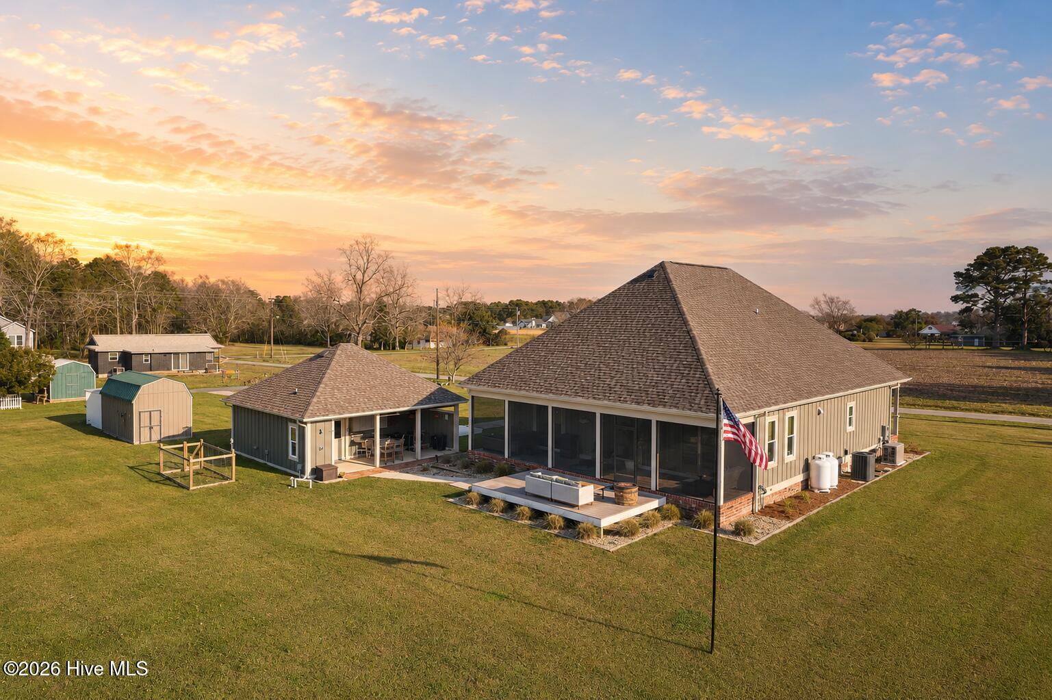106 Clearblue Lane, Swansboro, NC 28584 – photo 7