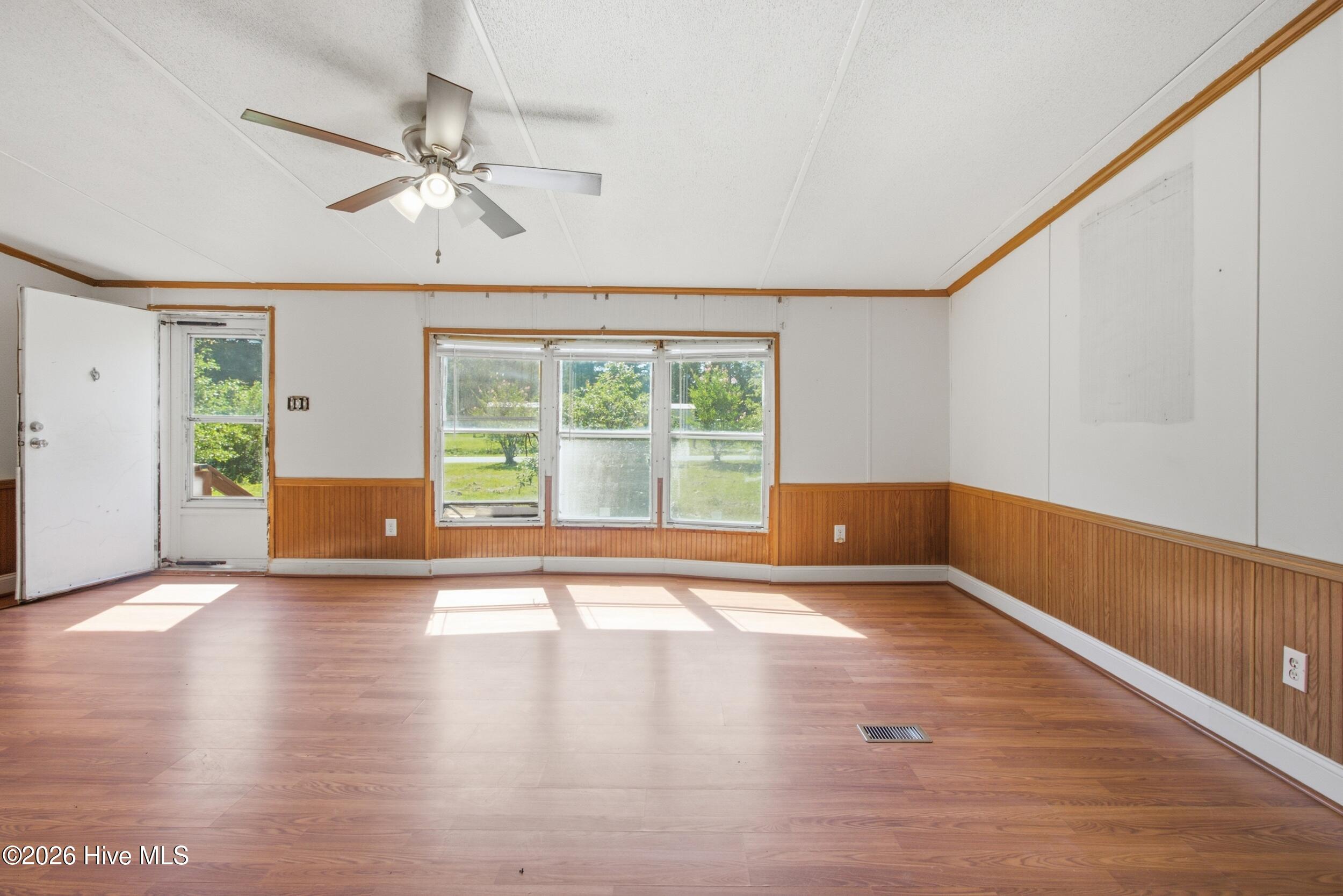 165 High School Road,Vanceboro