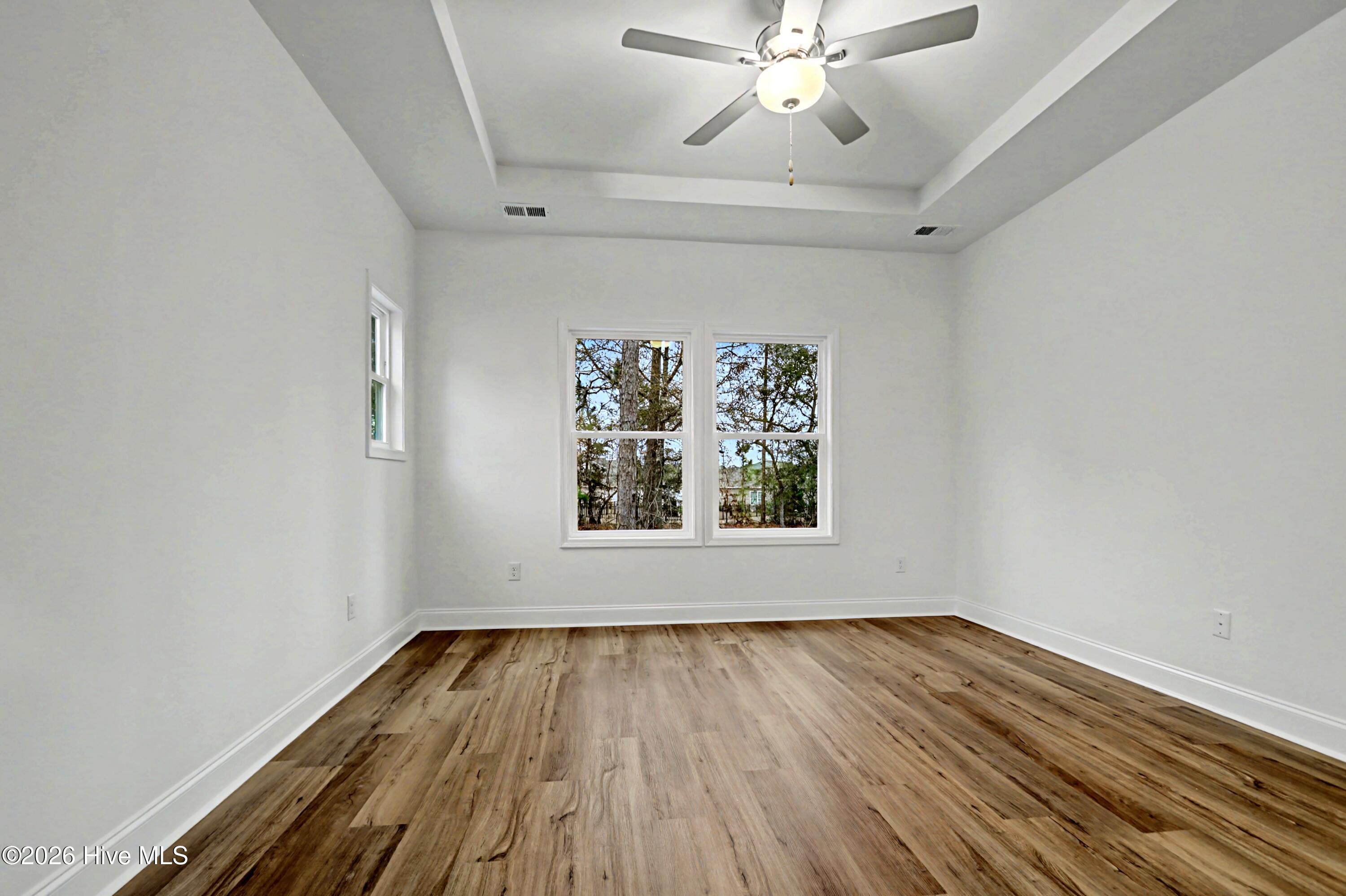 100555122 | Photo 21