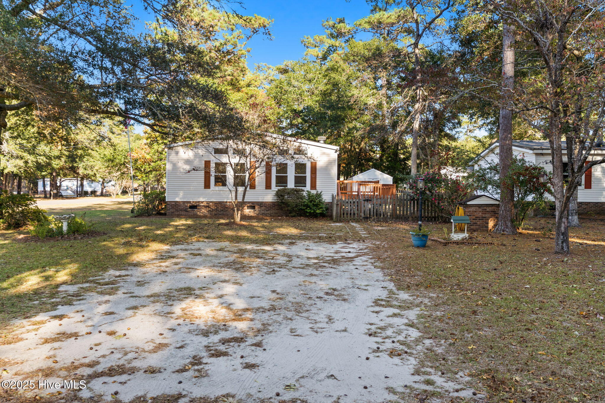 100541276 | Photo 41