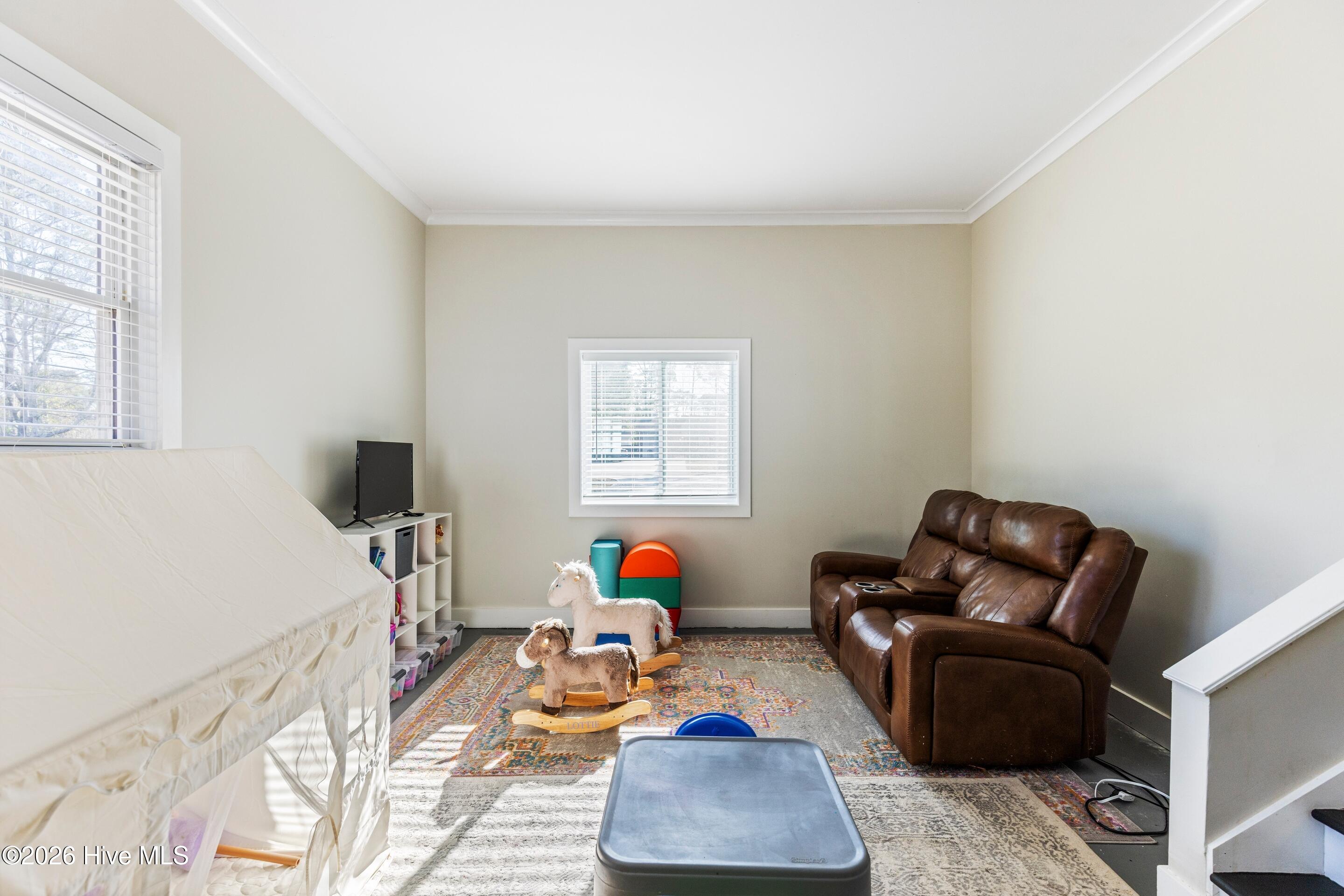 100547942 | Photo 38