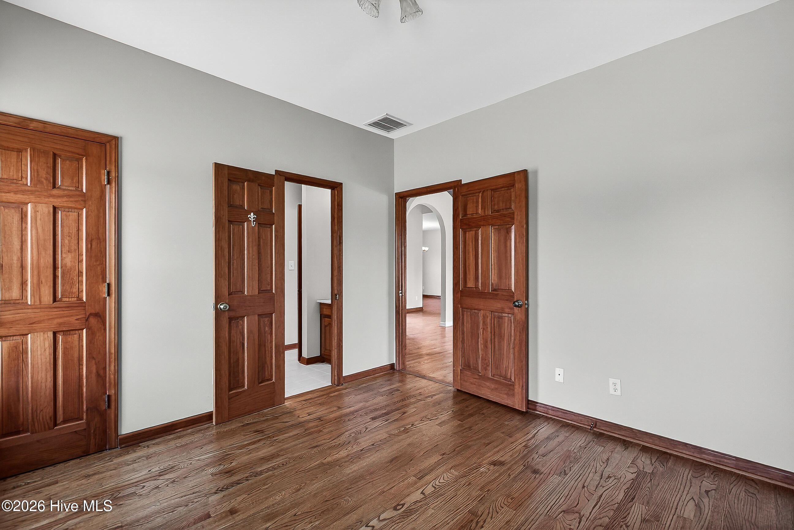 2732 White Oak River Road,Maysville