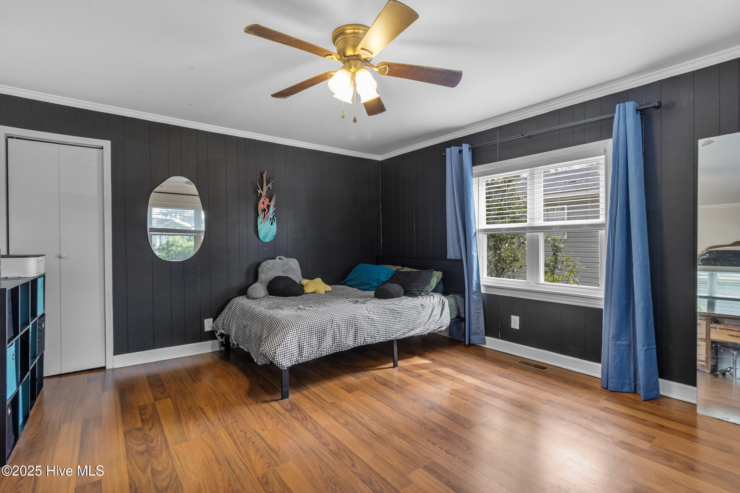 100520819 | Photo 31