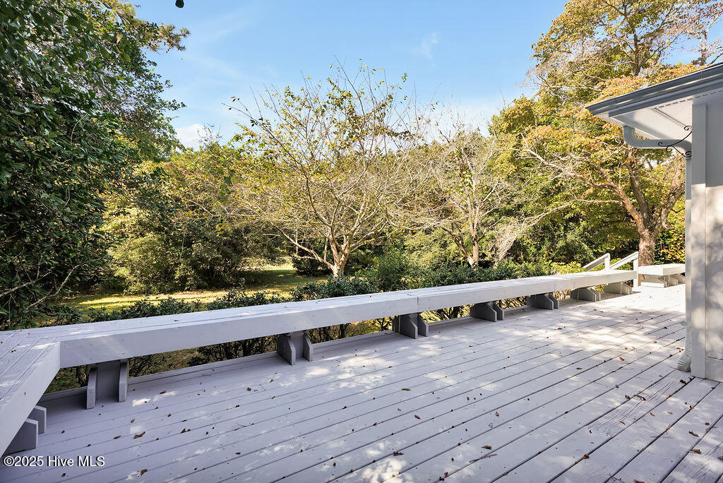 100532776 | Photo 30