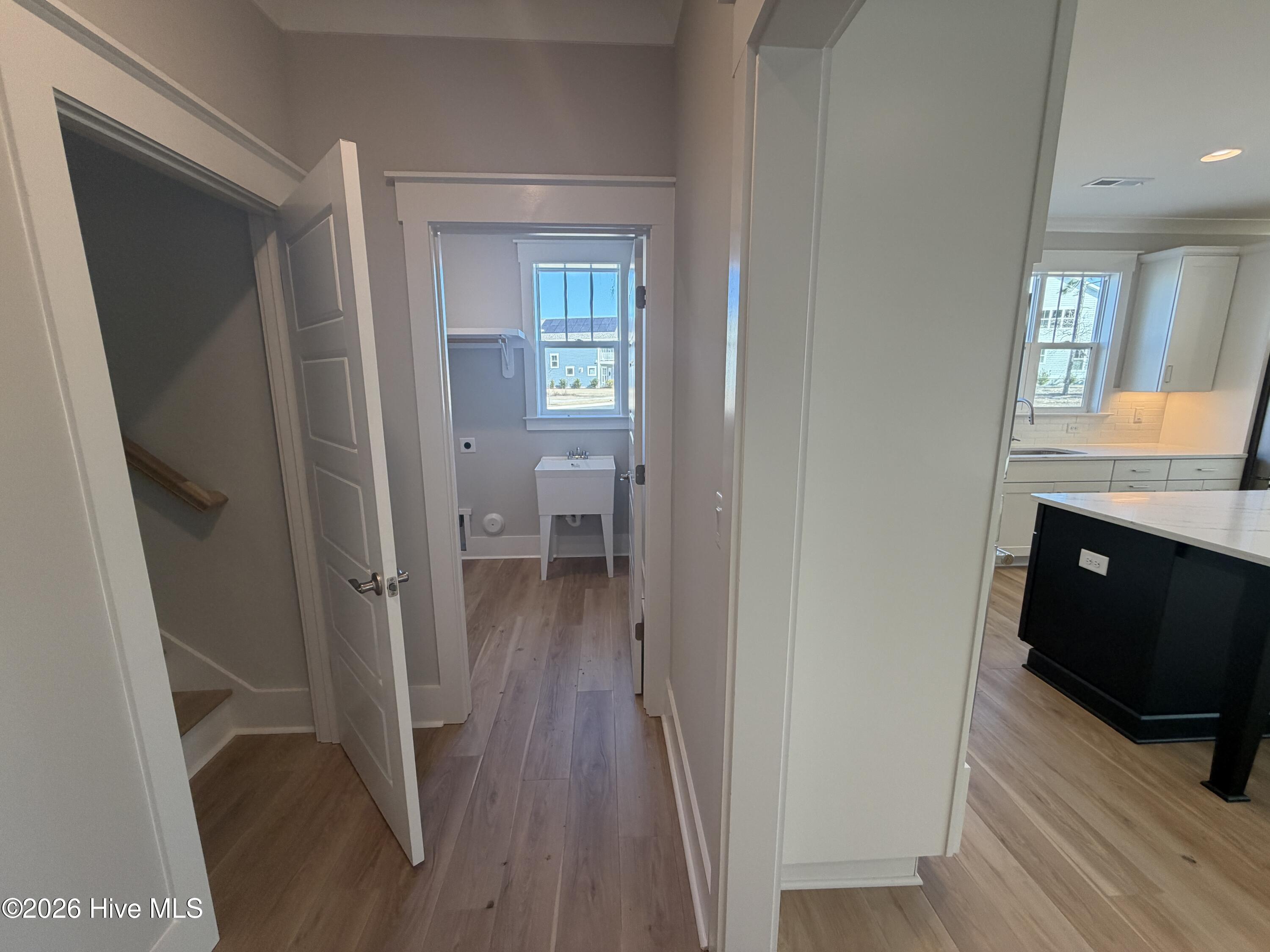 100532147 | Photo 31