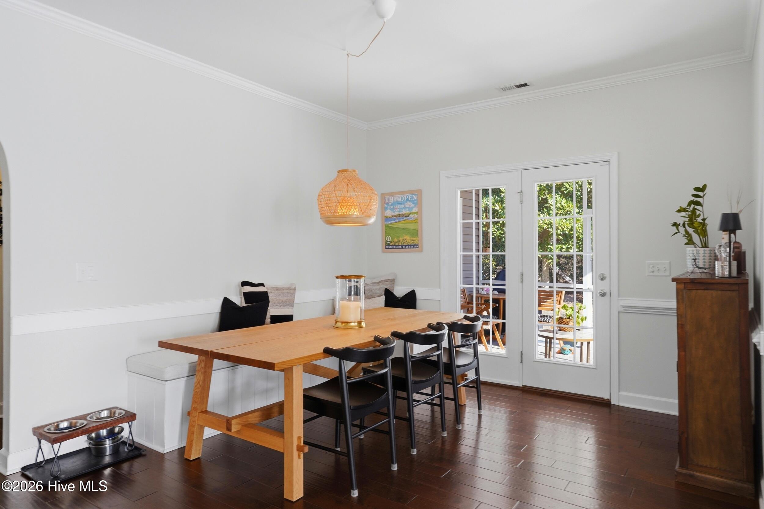 100560631 | Photo 15