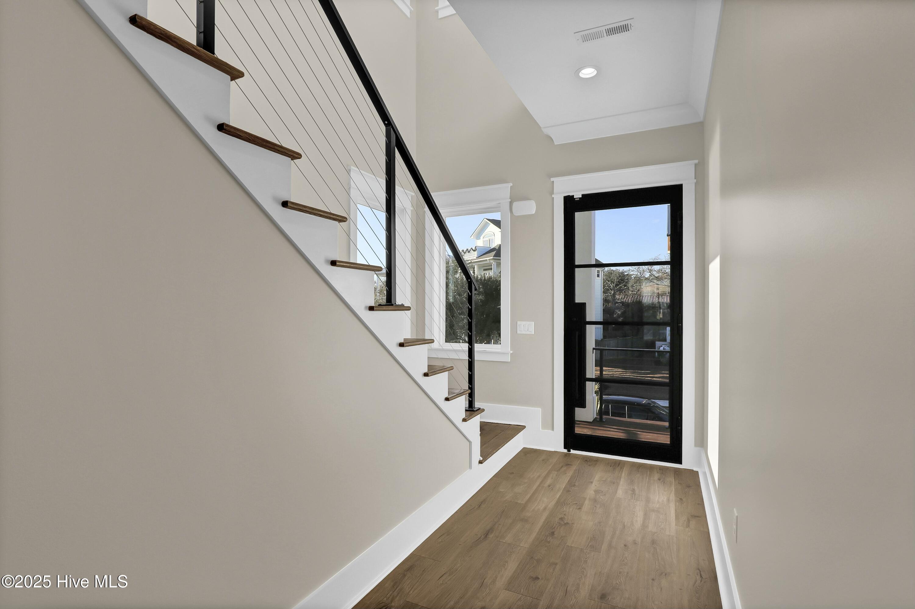 100544743 | Photo 22