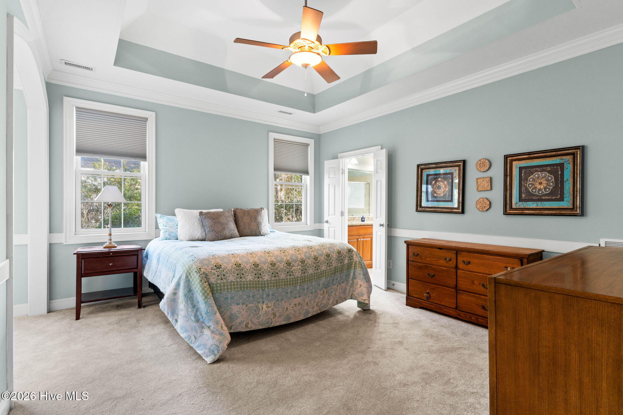 100560894 | Photo 16