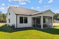 100569635 | Photo 30