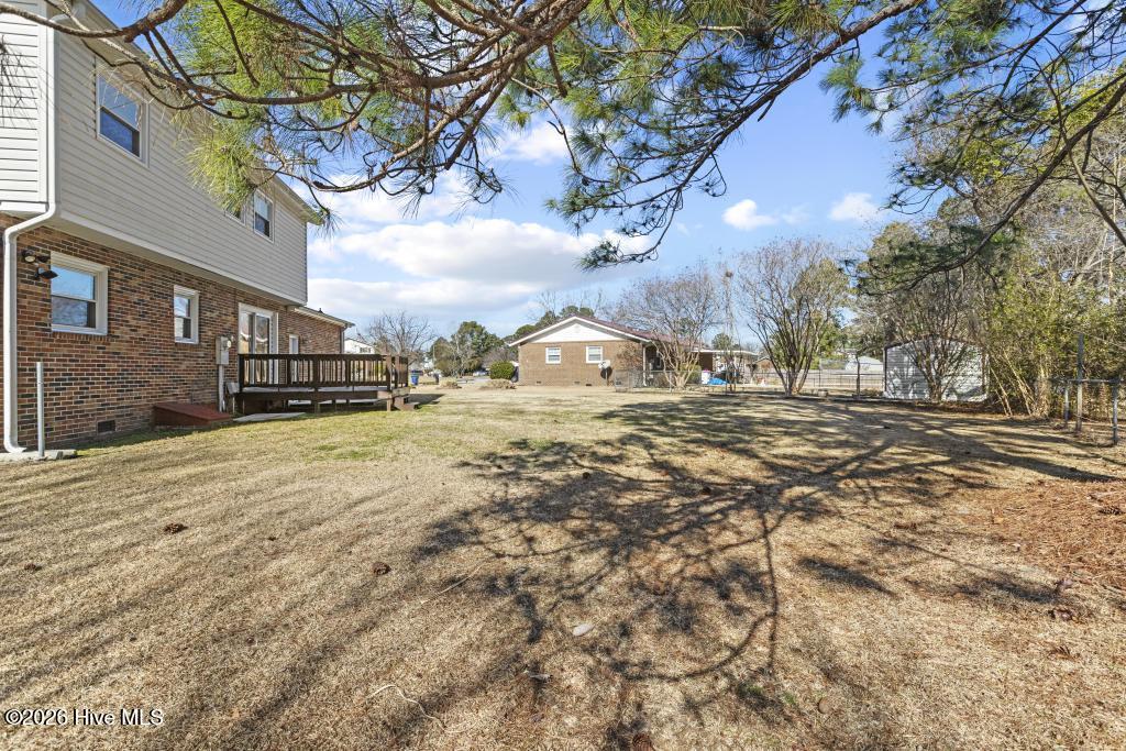 100553306 | Photo 36