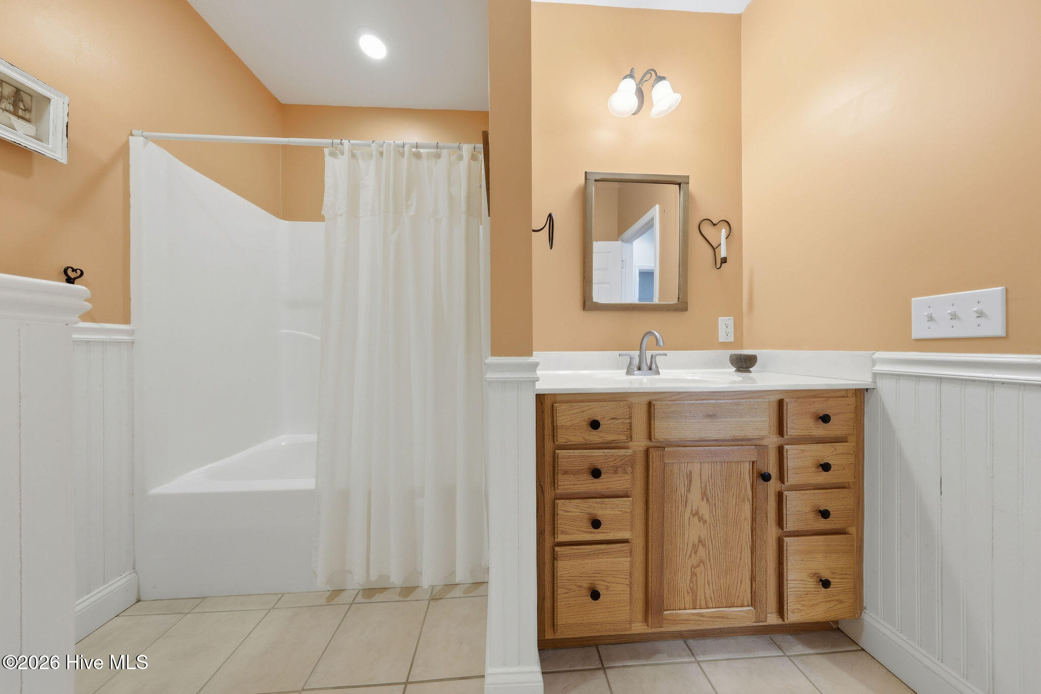 100567375 | Photo 45