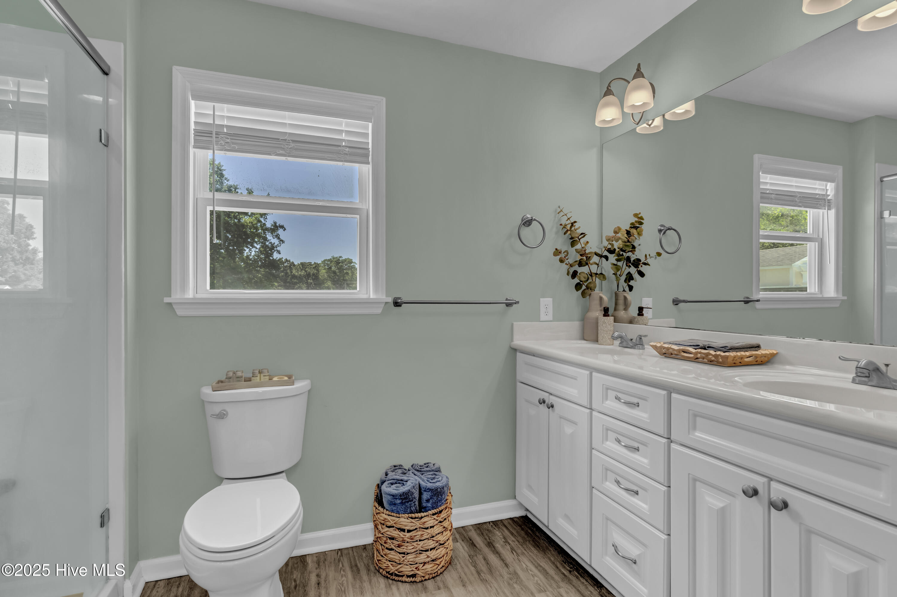 100538524 | Photo 12