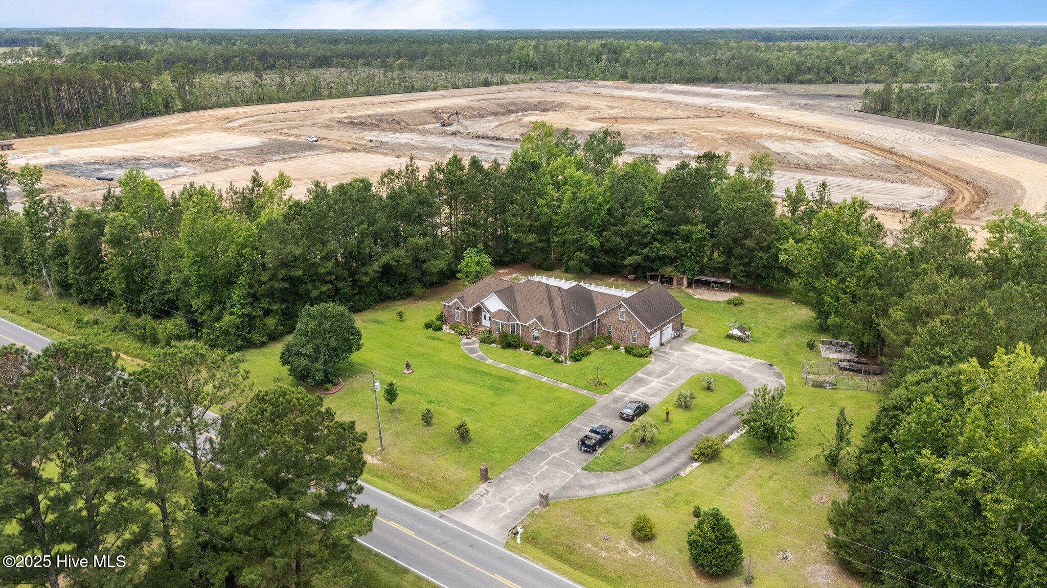 100513864 | Photo 59