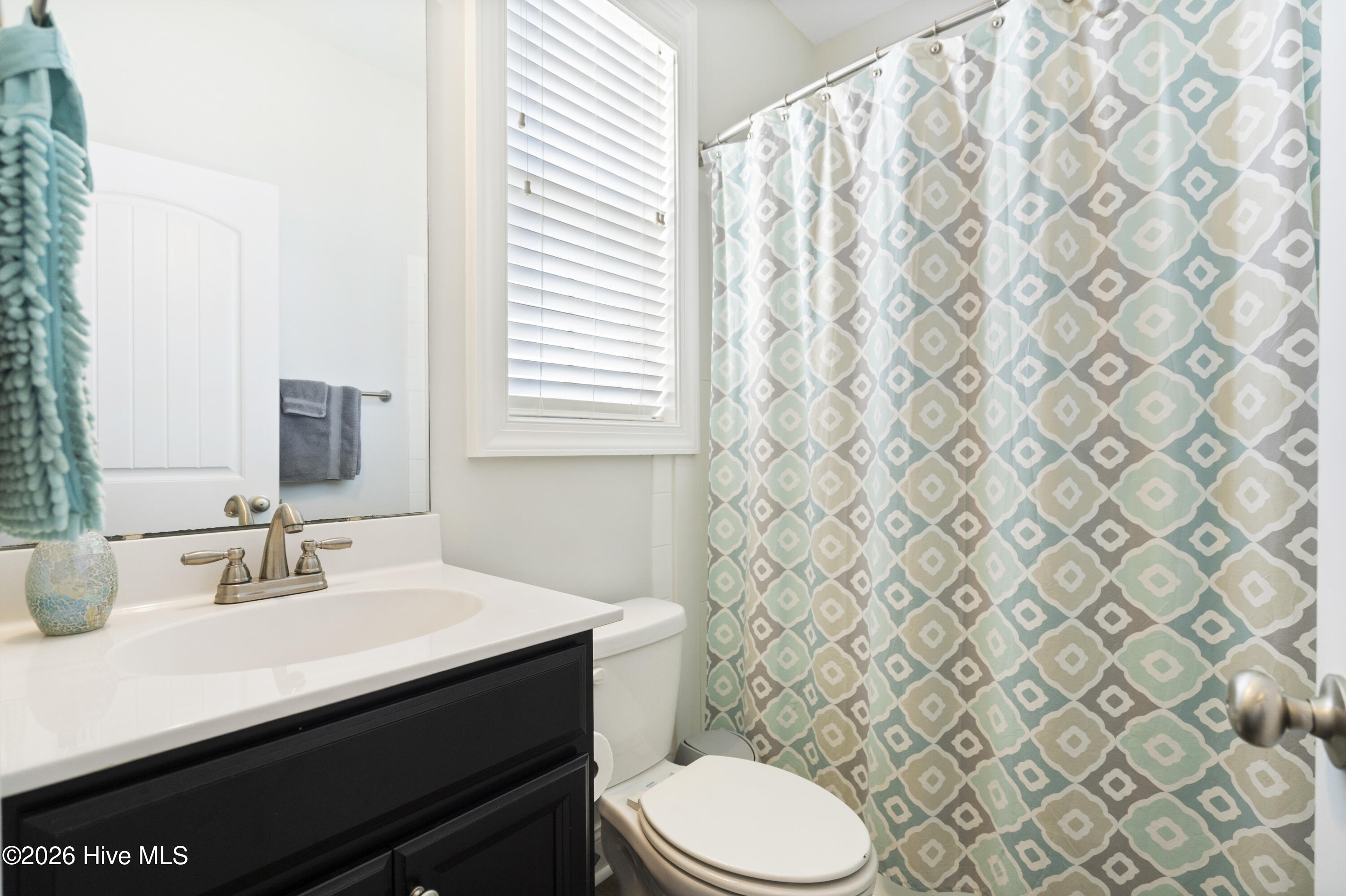 100564878 | Photo 27