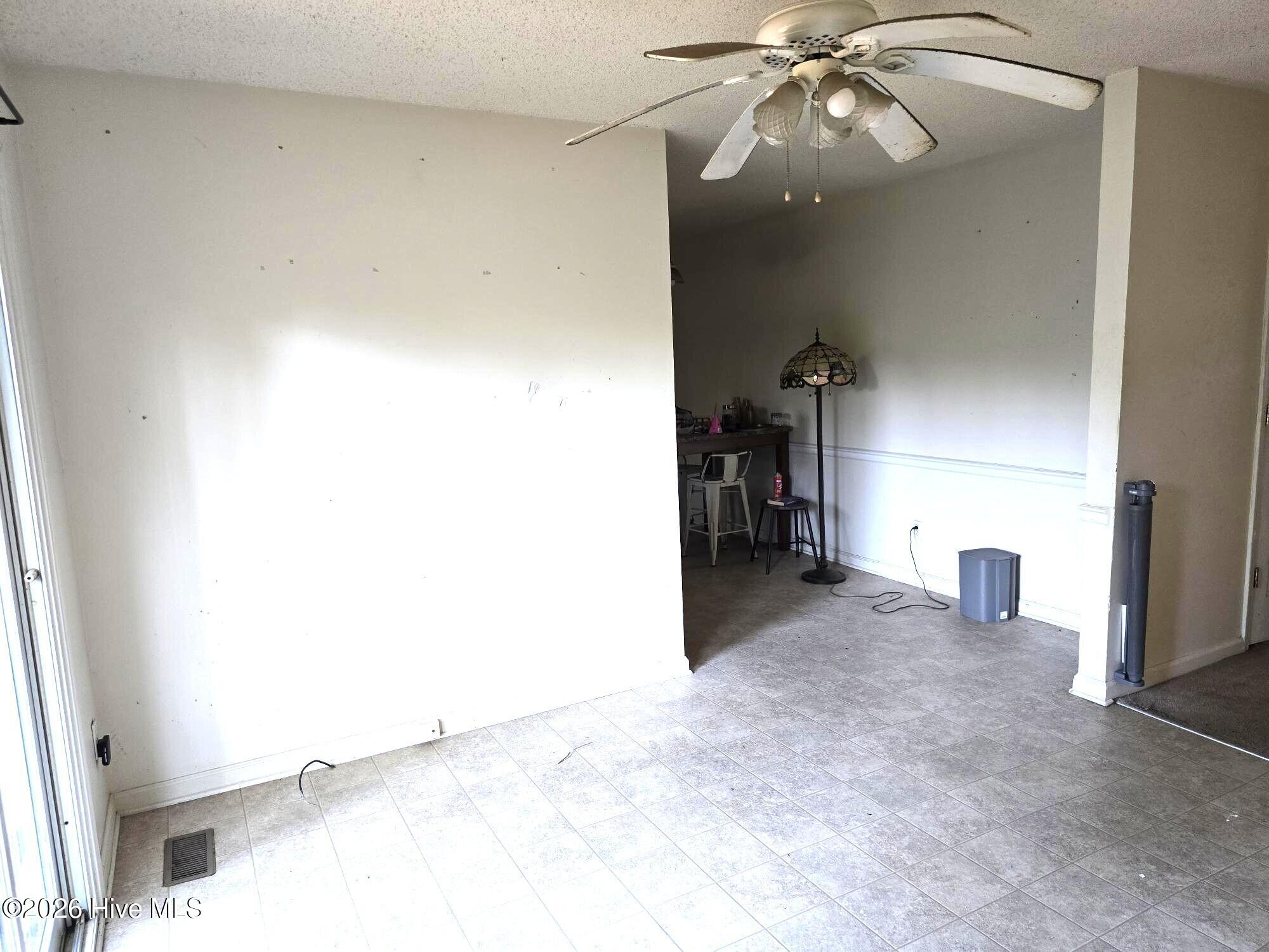 100567679 | Photo 10