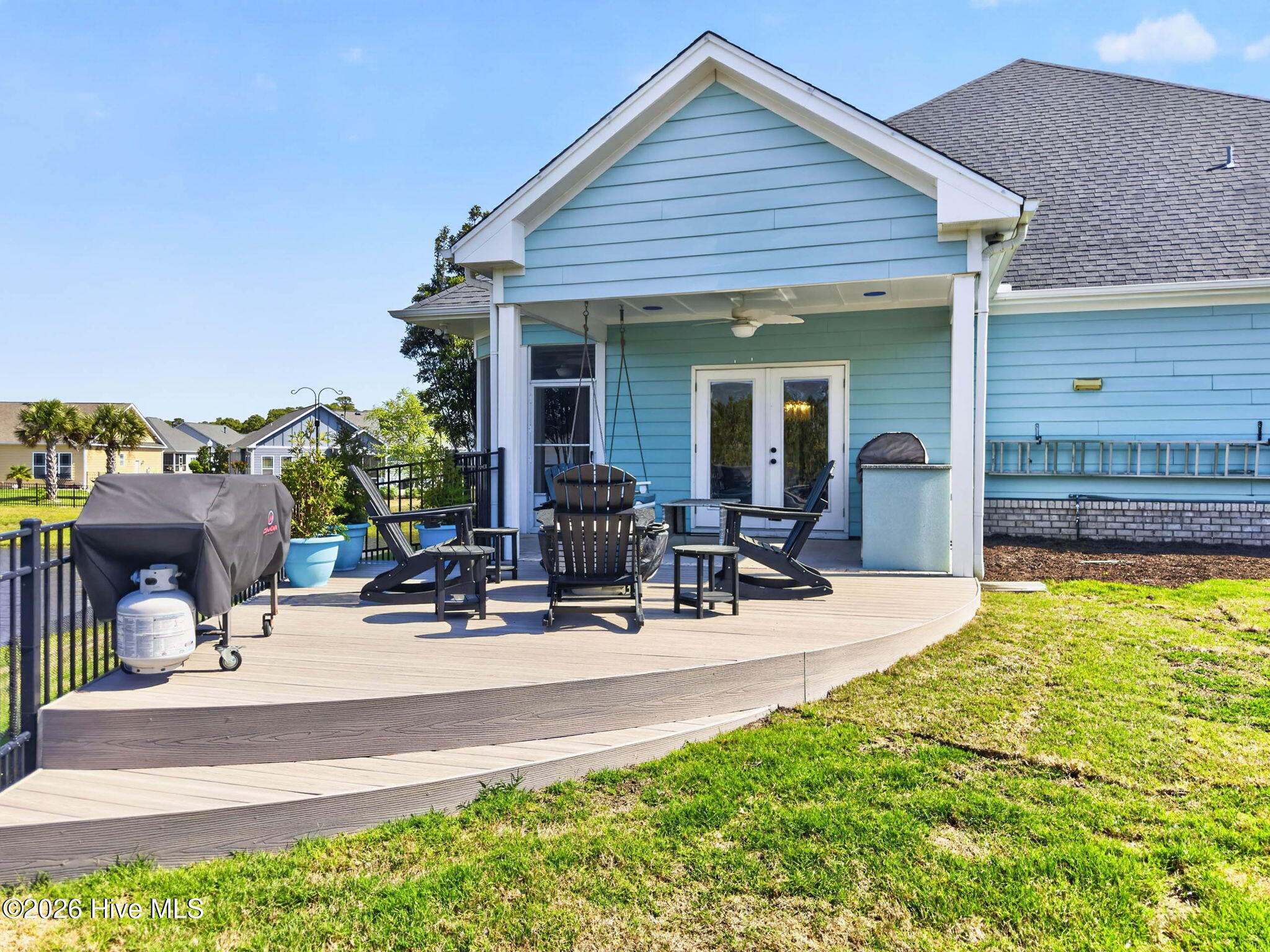 100567612 | Photo 72