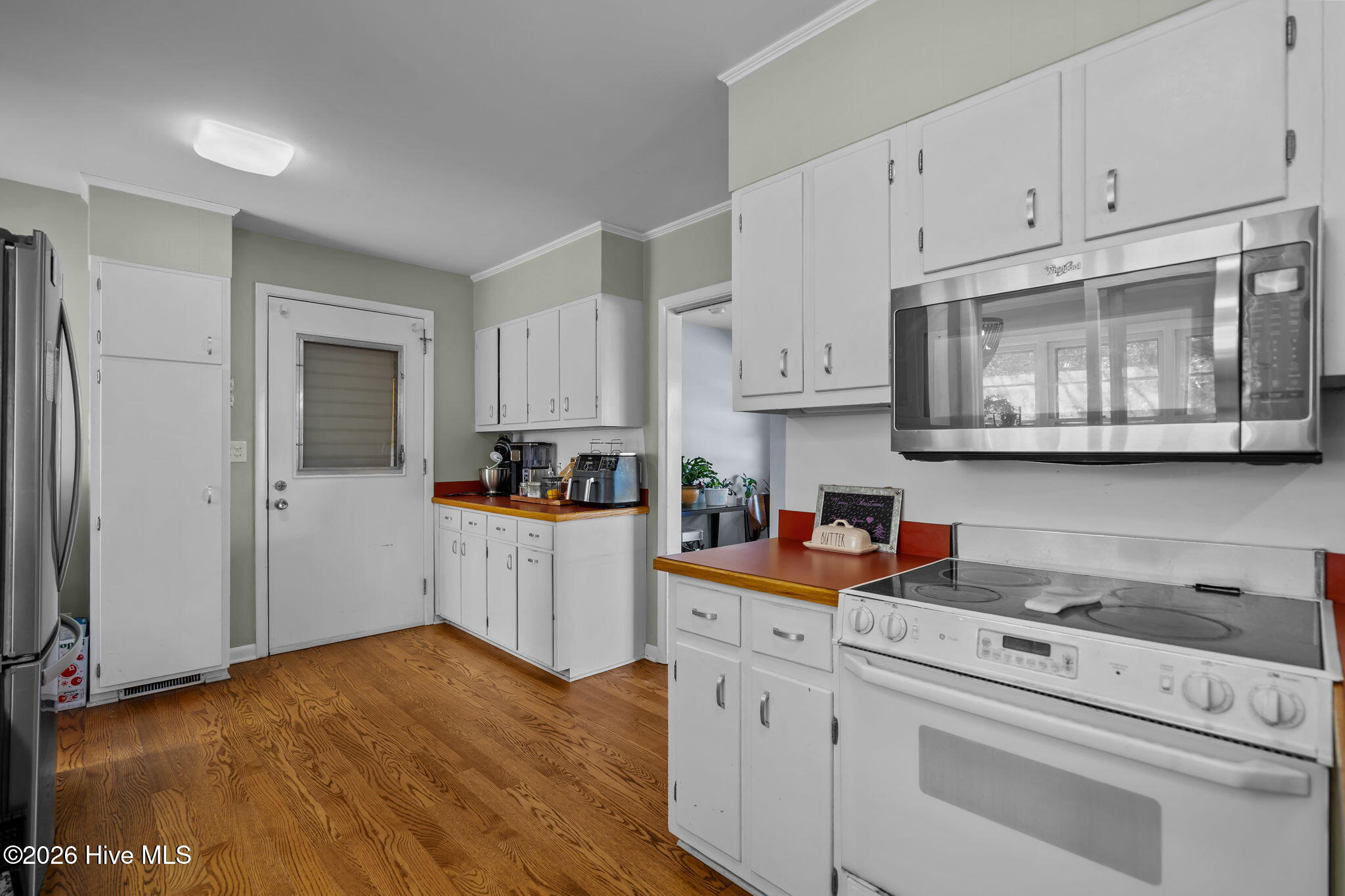 100525803 | Photo 18