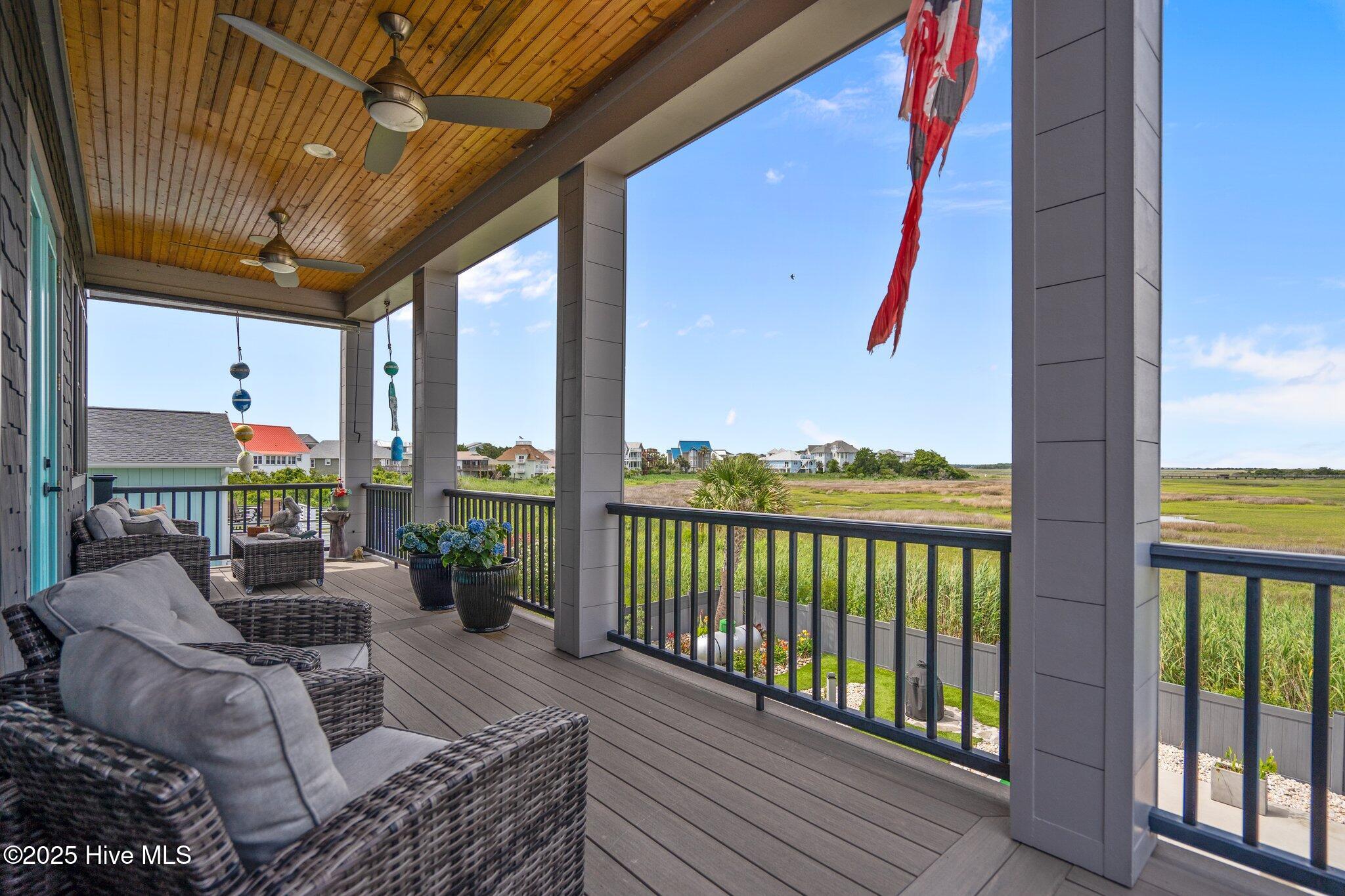 100514029 | Photo 70