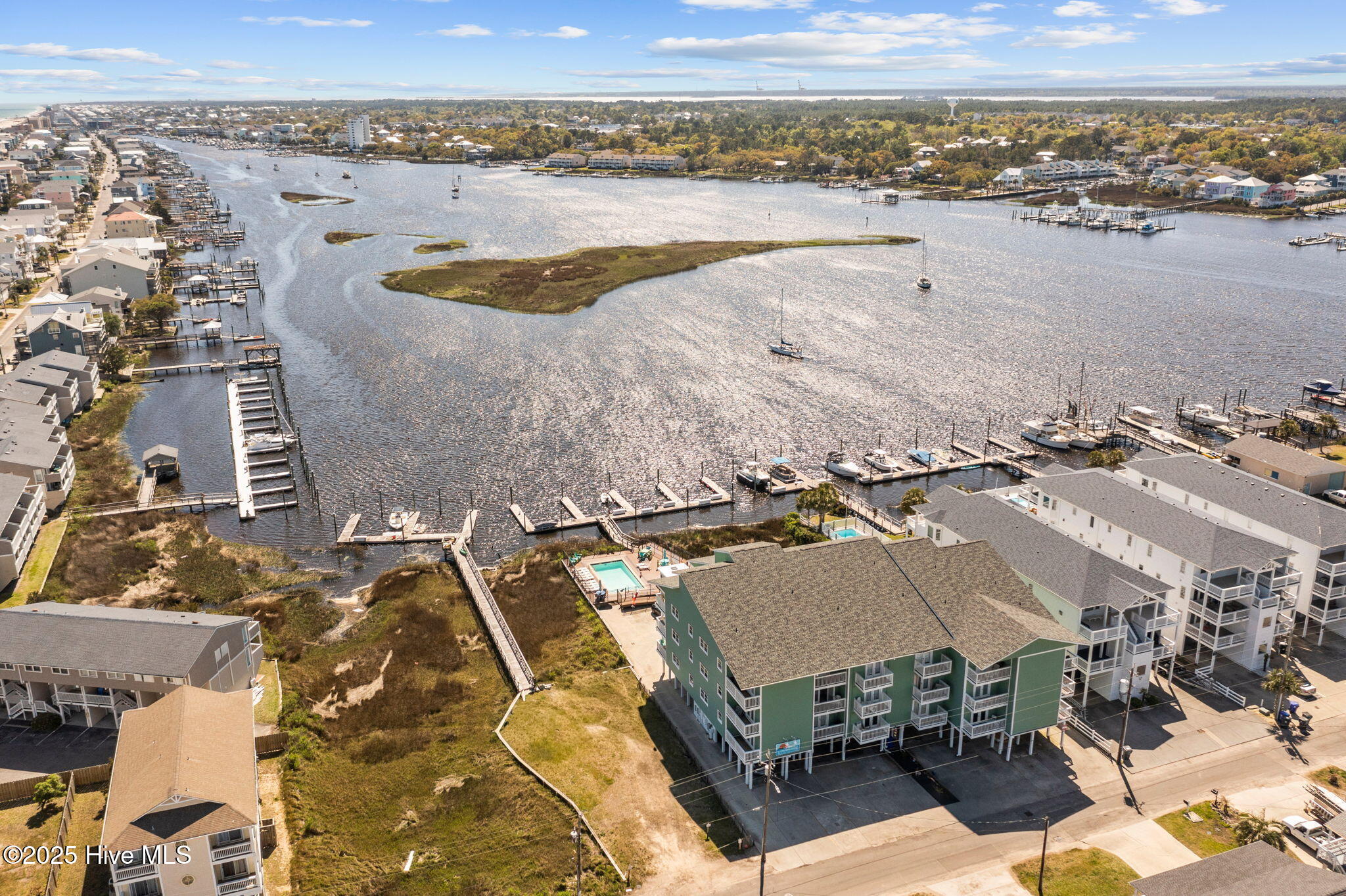 111 Florida Avenue UNIT Apt 3, Carolina Beach, NC, 28428