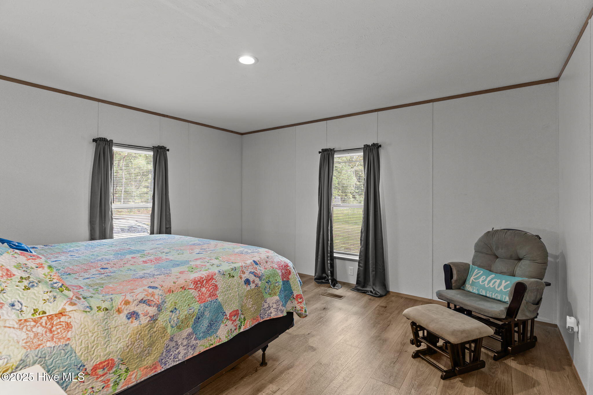 100522935 | Photo 18