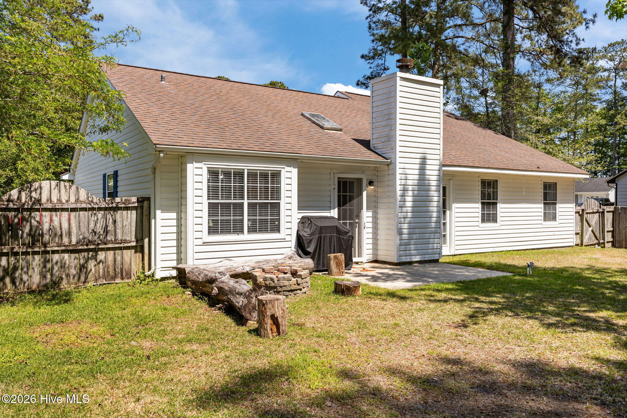 100567590 | Photo 28