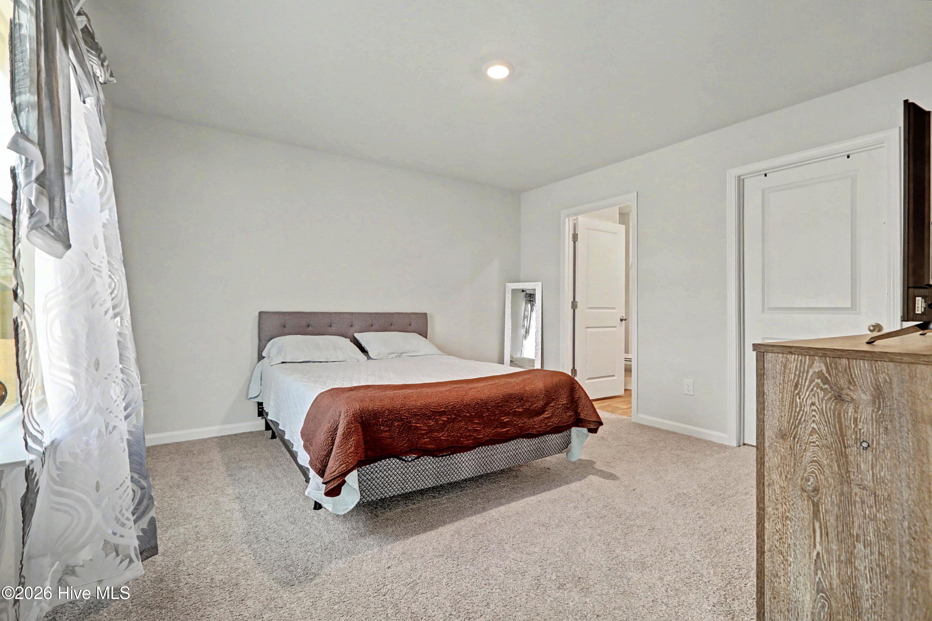 100558474 | Photo 12