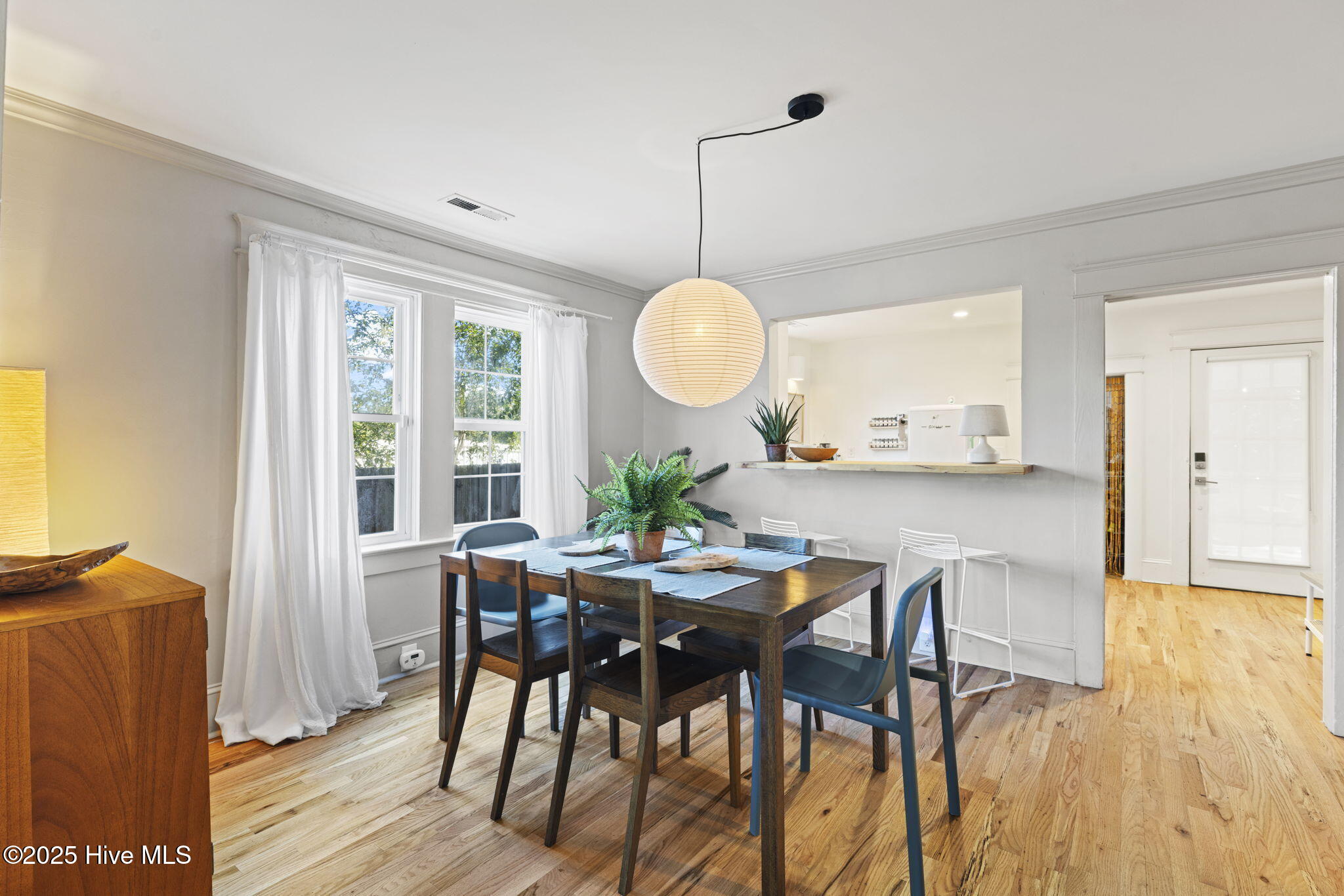 100531966 | Photo 13