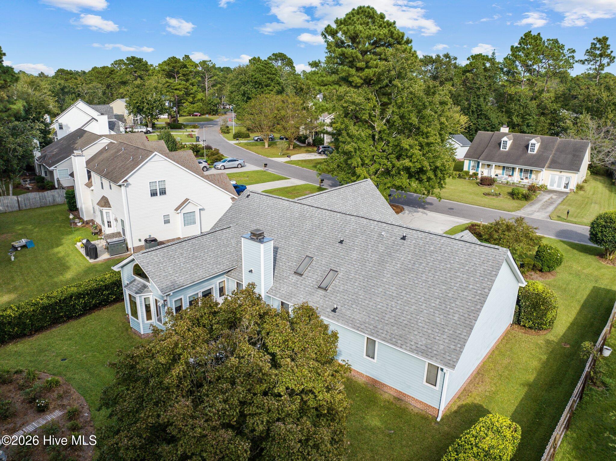 100568995 | Photo 54