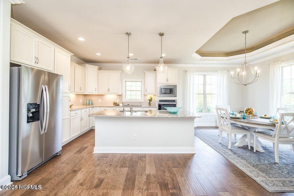 100537570 | Photo 23