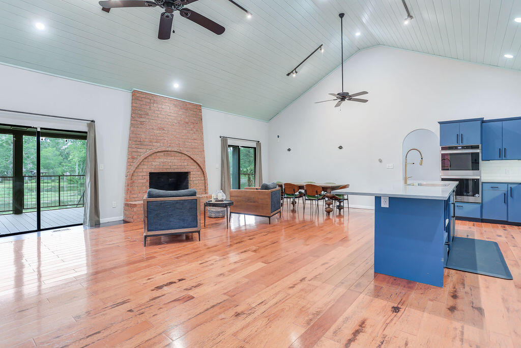living room kitchen