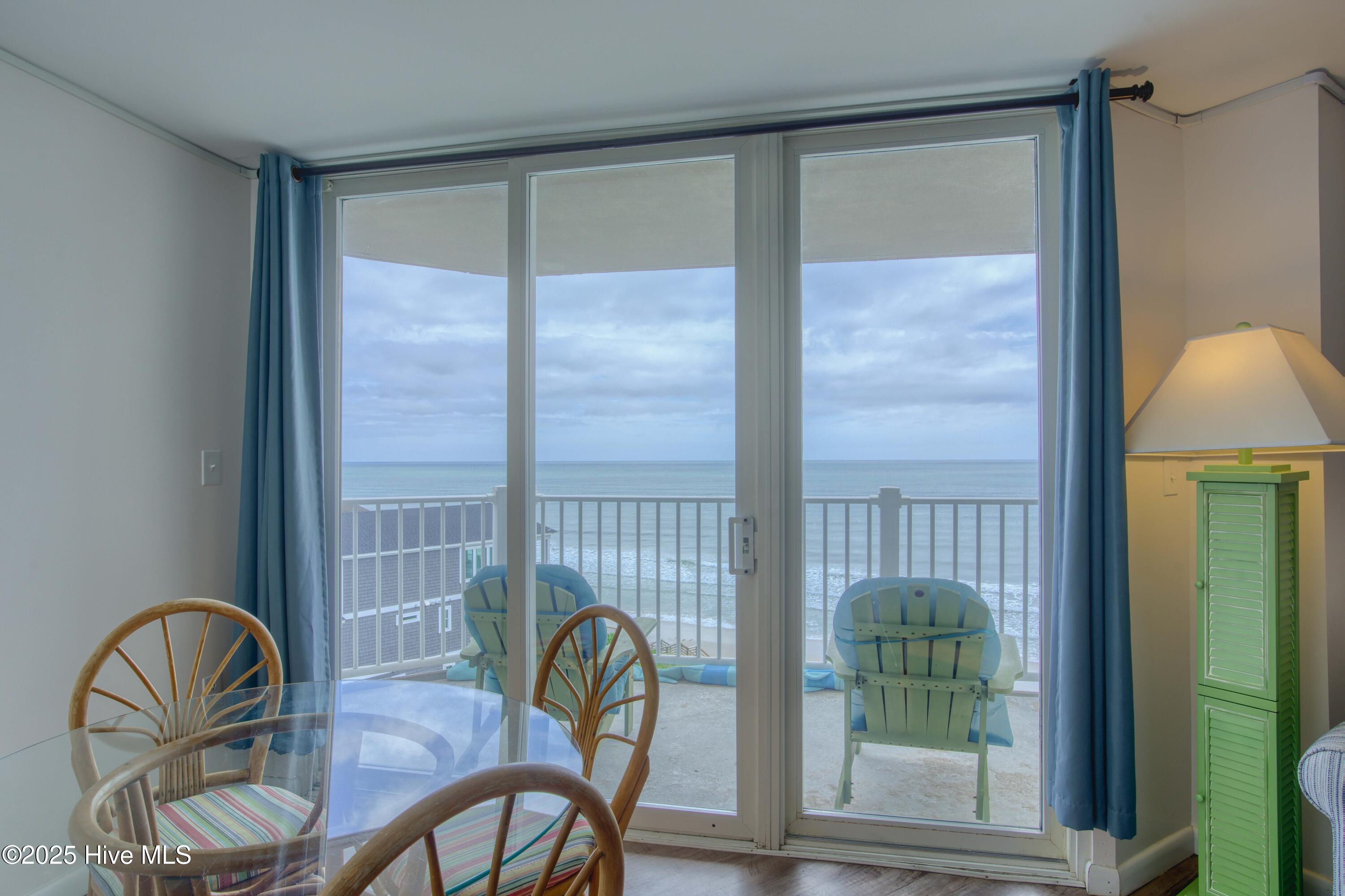 100529927 | Photo 10