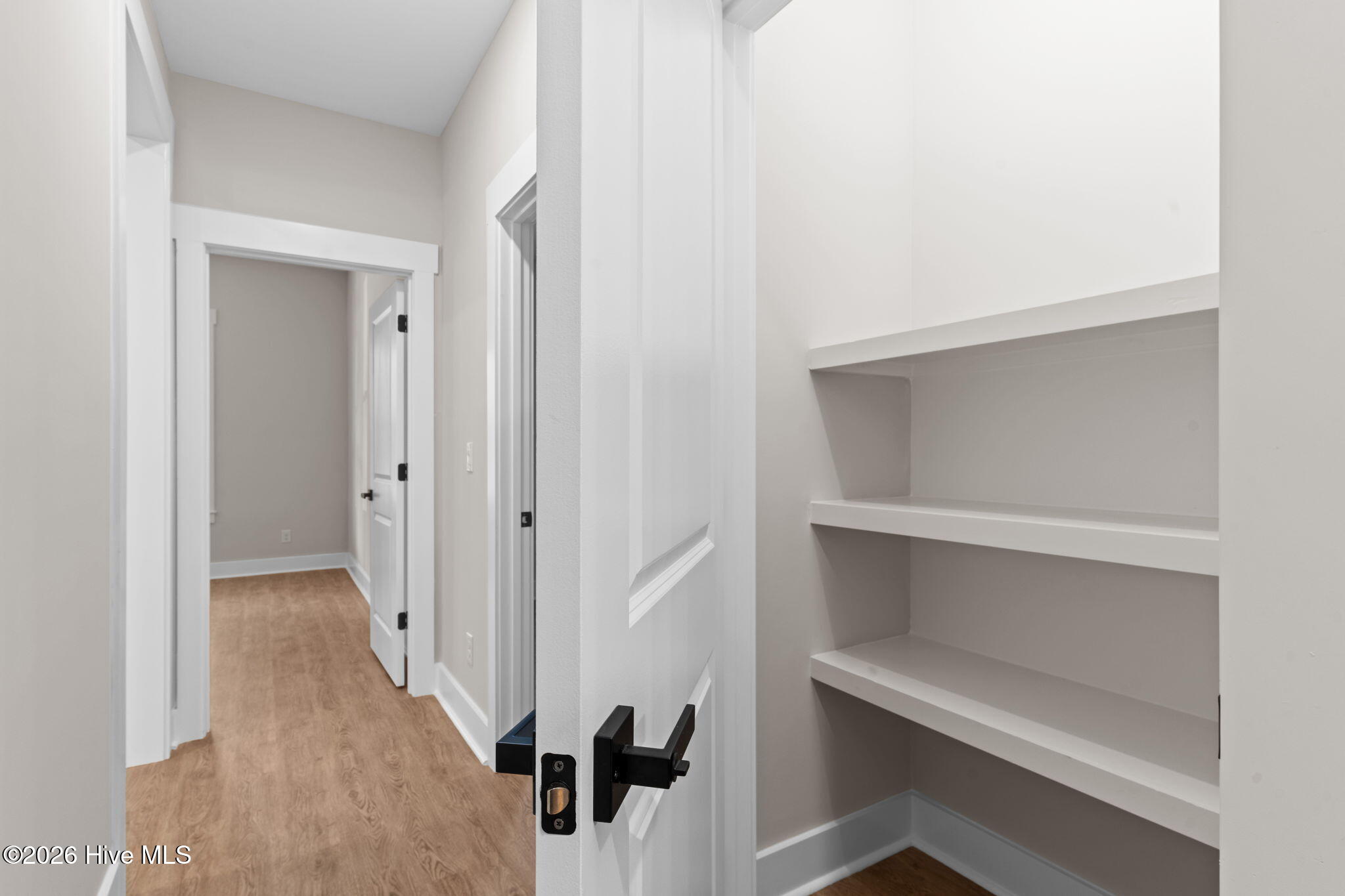 100558112 | Photo 19