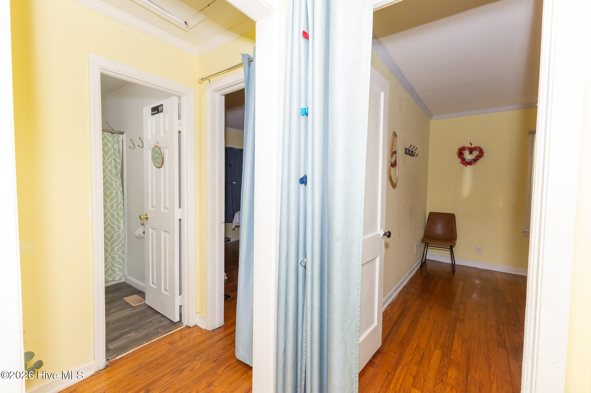 100549393 | Photo 21