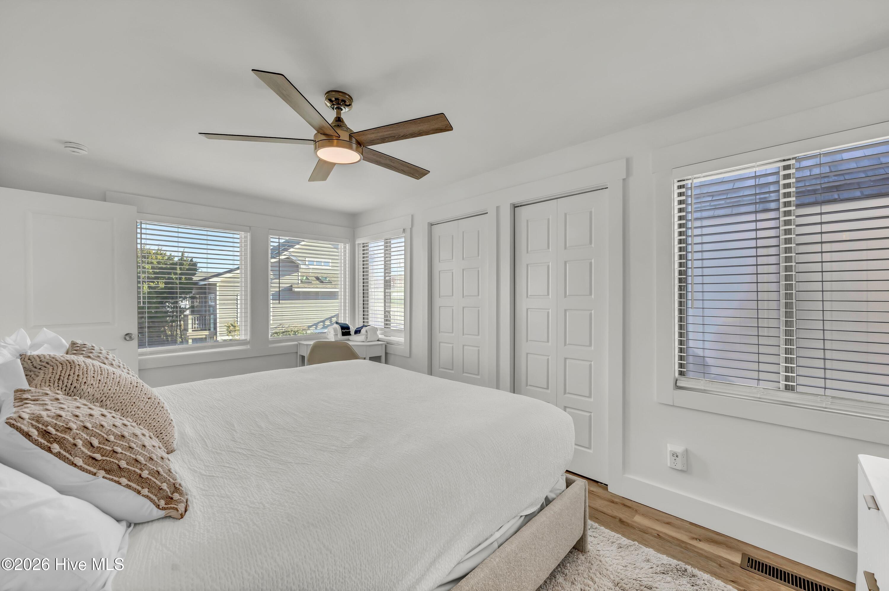 100554666 | Photo 19