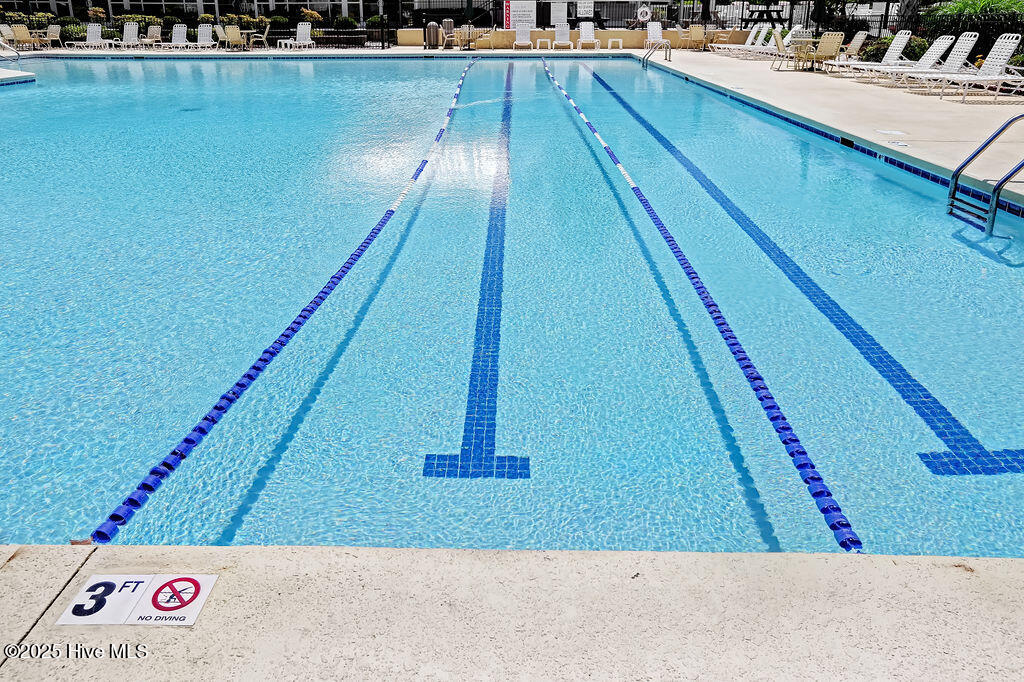 100541401 | Photo 62