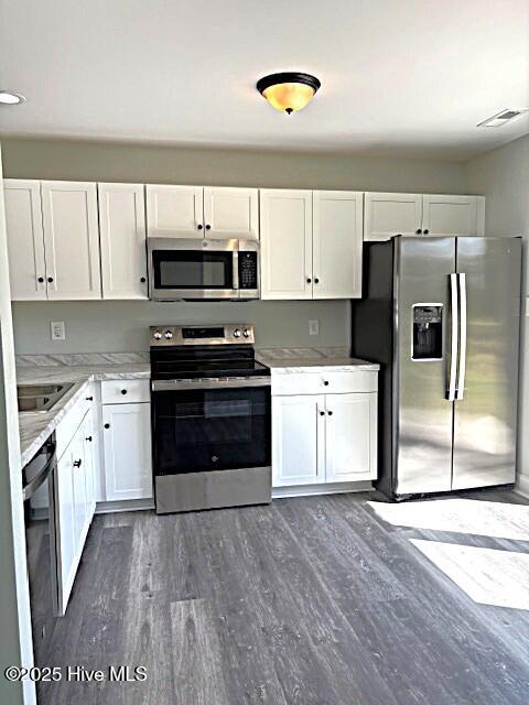 100530807 | Photo 28