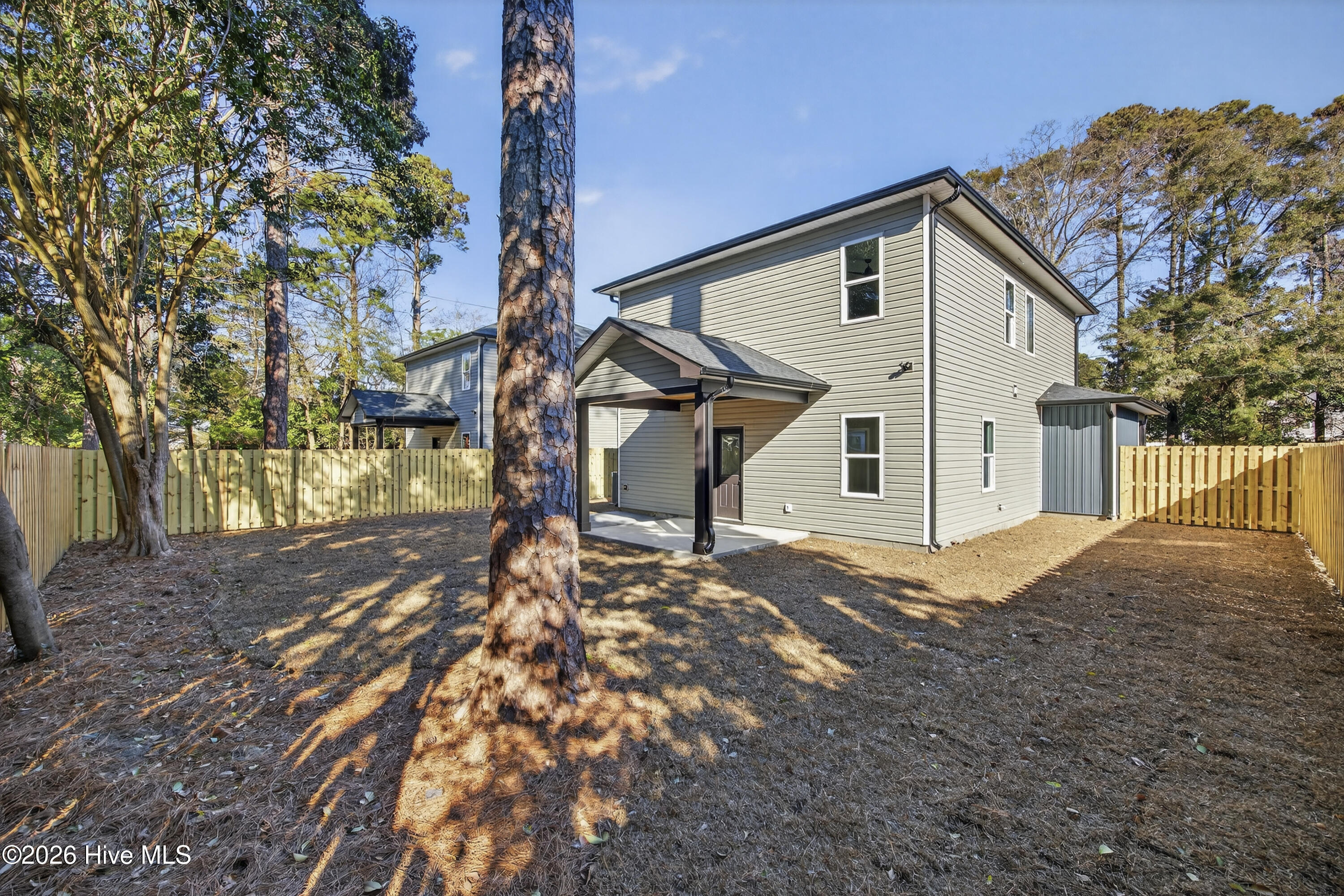 100550006 | Photo 46