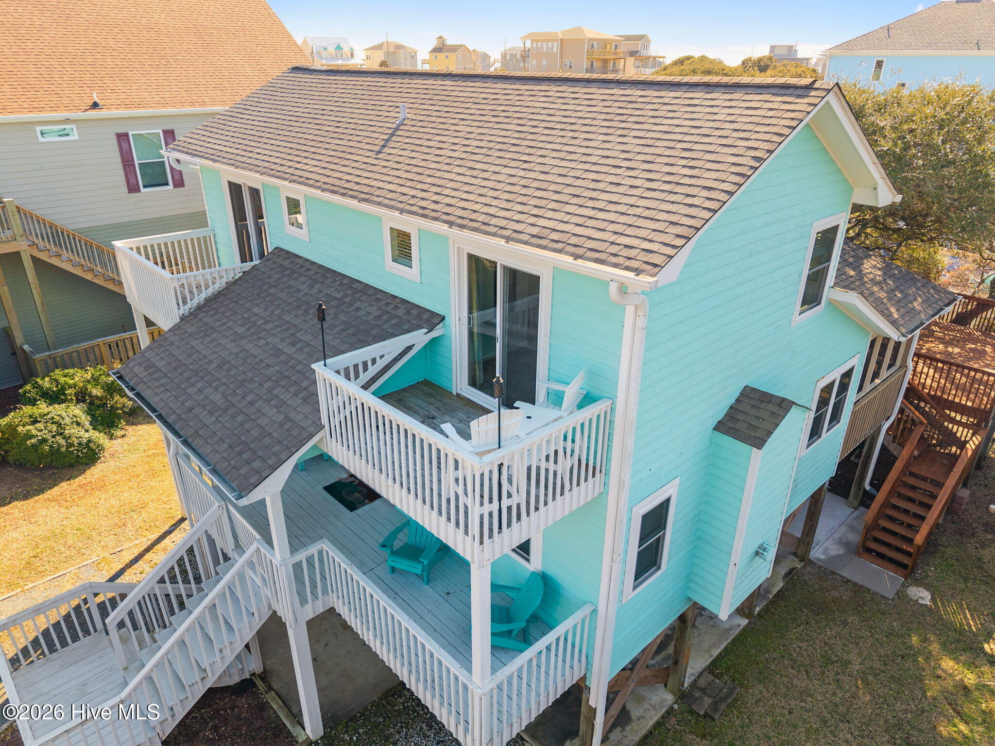 100553918 | Photo 46