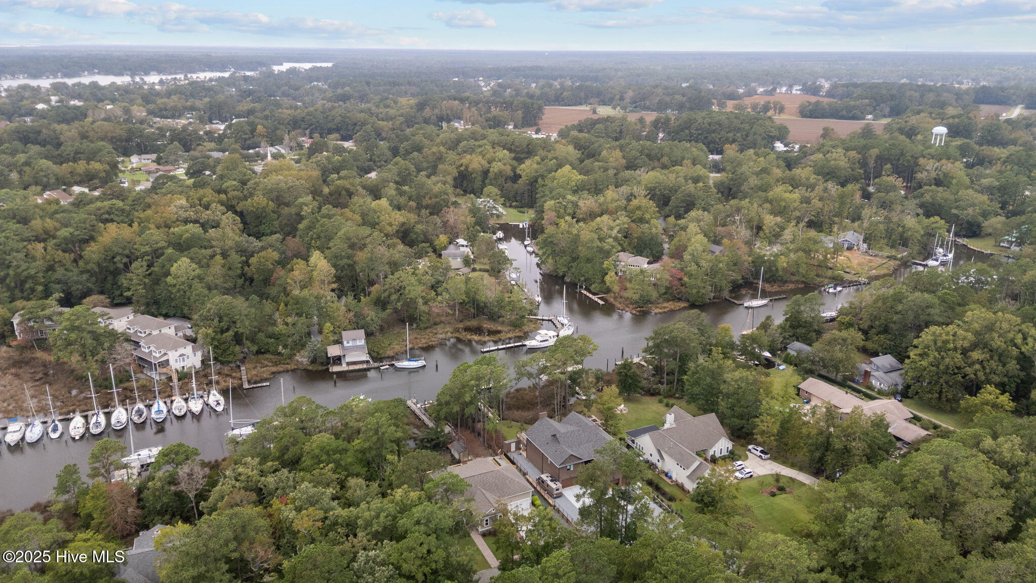 402 Whittaker Point Road,Oriental